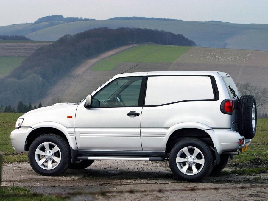  Nissan Terrano II Van 1999 года  (UK) (фото 12 из 13)